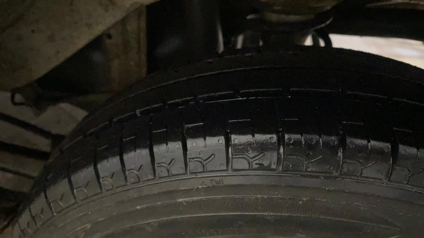 2019 Maruti Alto 800 VXI, Petrol, Manual, 64,194 km, Left Rear Tyre Tread