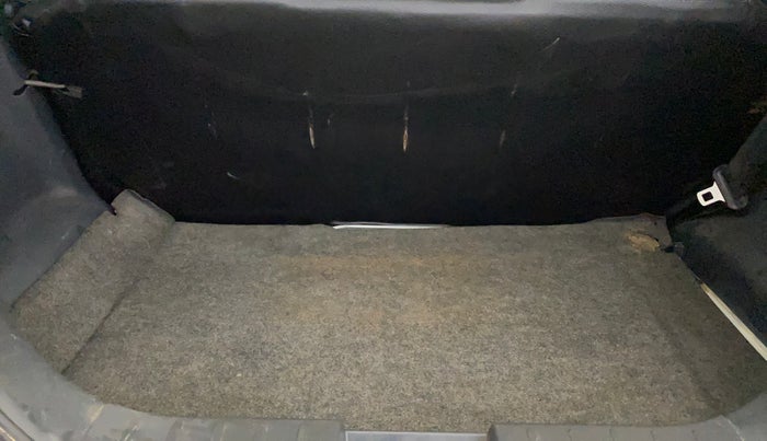 2019 Maruti Alto 800 VXI, Petrol, Manual, 64,167 km, Boot Inside