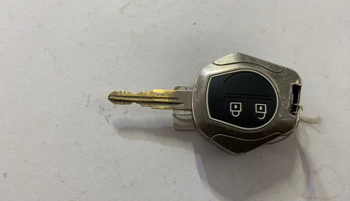 2019 Maruti Alto 800 VXI, Petrol, Manual, 64,167 km, Key Close Up