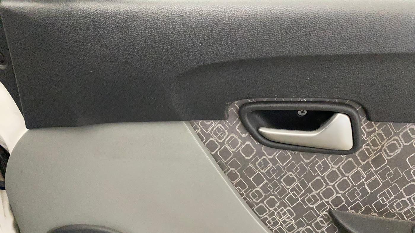 2019 Maruti Alto 800 VXI, Petrol, Manual, 64,194 km, Driver Side Door Panels Control