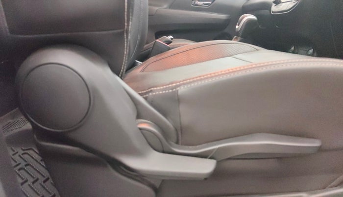 2022 Maruti XL6 ALPHA AT, Petrol, Automatic, 27,960 km, Driver Side Adjustment Panel