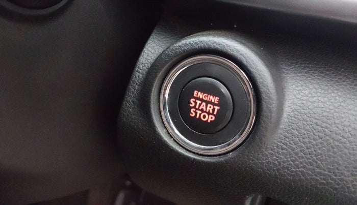 2022 Maruti XL6 ALPHA AT, Petrol, Automatic, 27,960 km, Keyless Start/ Stop Button