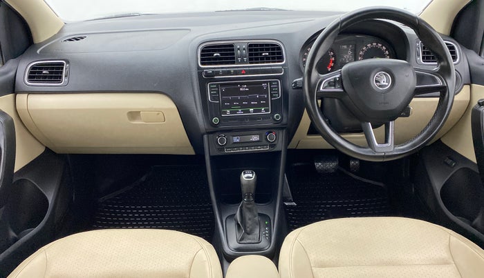 2016 Skoda Rapid 1.5 TDI AT STYLE PLUS, Diesel, Automatic, 55,239 km, Dashboard