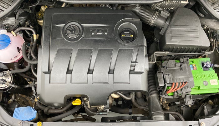 2016 Skoda Rapid 1.5 TDI AT STYLE PLUS, Diesel, Automatic, 55,239 km, Open Bonet