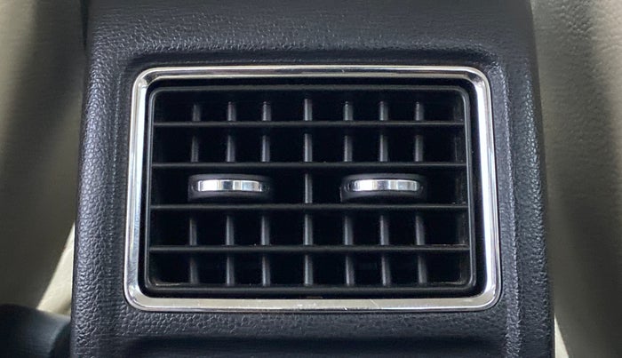 2016 Skoda Rapid 1.5 TDI AT STYLE PLUS, Diesel, Automatic, 55,239 km, Rear AC Vents
