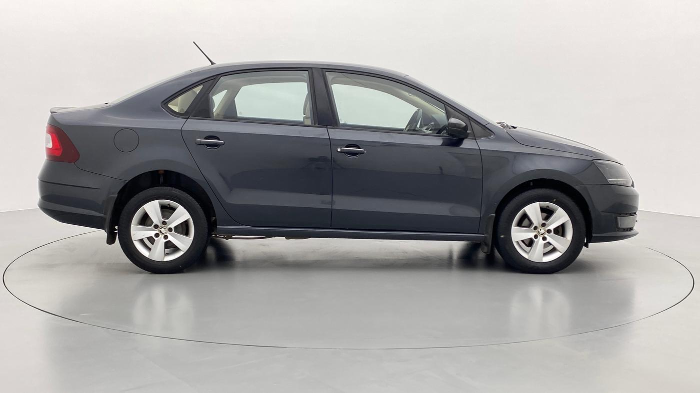 2016 Skoda Rapid 1.5 TDI AT STYLE PLUS, Diesel, Automatic, 55,239 km, Right Side View