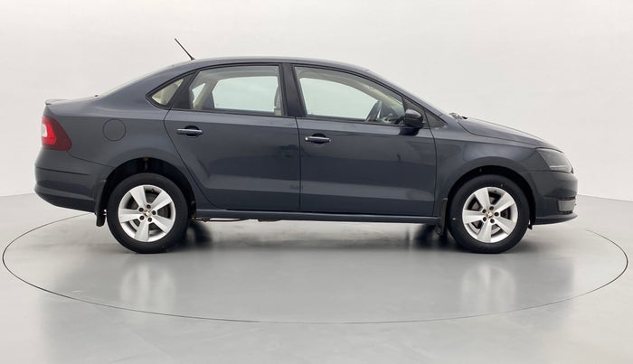 2016 Skoda Rapid 1.5 TDI AT STYLE PLUS, Diesel, Automatic, 55,239 km, Right Side View