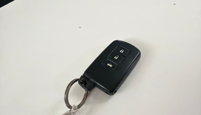 2016 Toyota Corolla Altis VL CVT PETROL, Petrol, Automatic, 86,275 km, Key Close Up