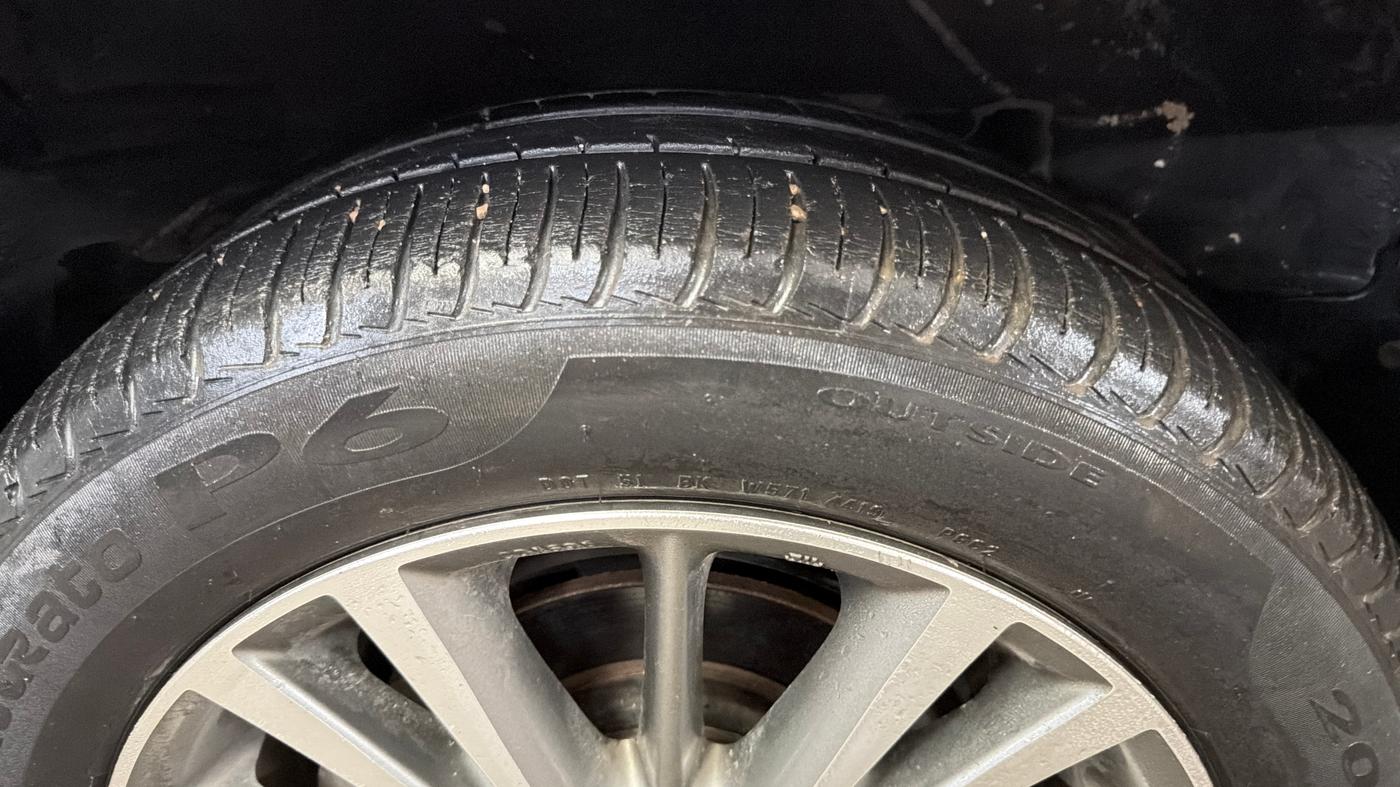 2016 Toyota Corolla Altis VL CVT PETROL, Petrol, Automatic, 86,275 km, Right Rear Tyre Tread
