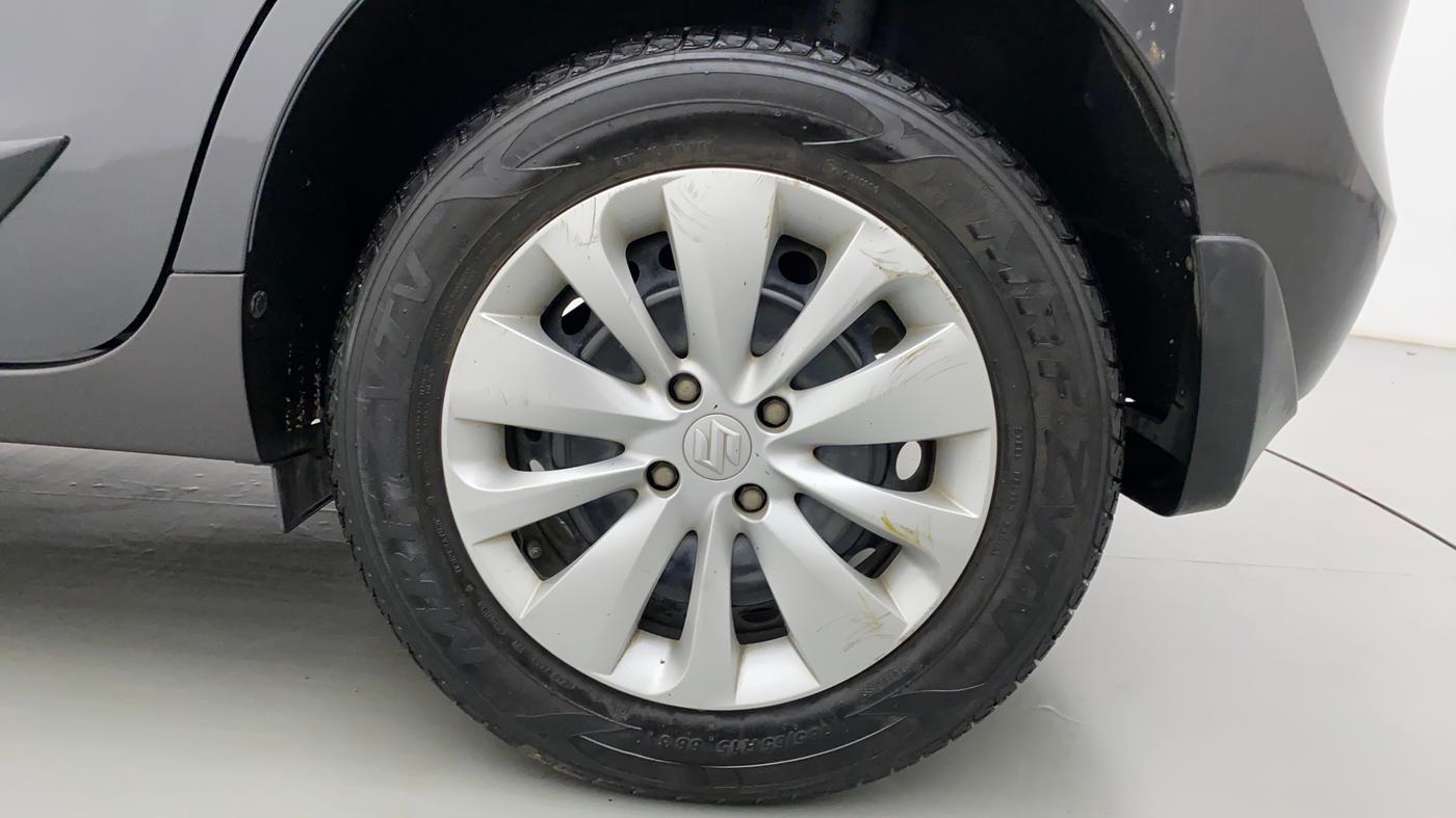 2017 Maruti Baleno DELTA PETROL 1.2, Petrol, Manual, 32,818 km, Left Rear Wheel