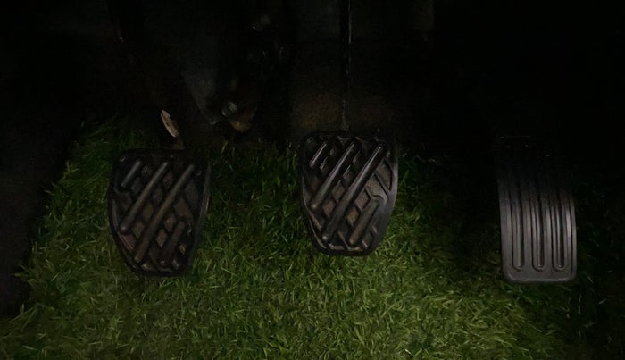 2019 Datsun Go T, Petrol, Manual, 70,149 km, Pedals