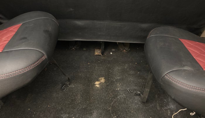 2017 Mahindra TUV300 T8, Diesel, Manual, 1,13,073 km, Boot Inside