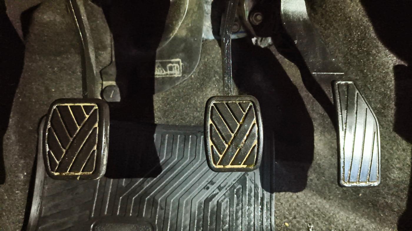 2022 Maruti S PRESSO VXI S-CNG, CNG, Manual, 27,008 km, Pedals