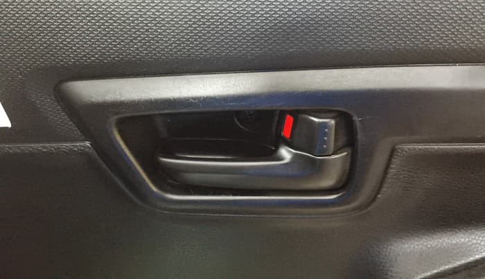 2022 Maruti S PRESSO VXI S-CNG, CNG, Manual, 27,008 km, Driver Side Door Panels Control