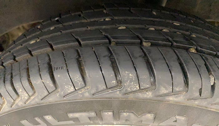 2019 Renault Kwid RXT 1.0 AMT (O), Petrol, Automatic, 23,201 km, Left Rear Tyre Tread