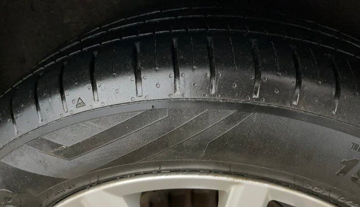2018 Volkswagen Ameo HIGHLINE PLUS 1.0L 16 ALLOY, CNG, Manual, 55,248 km, Left Rear Tyre Tread