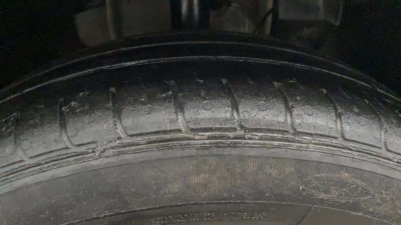 2023 Tata TIGOR XZ PLUS LEATHERETTE, Petrol, Manual, 28,096 km, Right Front Tyre Tread