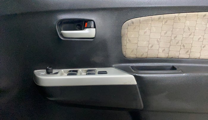 2015 Maruti Wagon R 1.0 VXI, Petrol, Manual, 72,884 km, Driver Side Door Panels Control