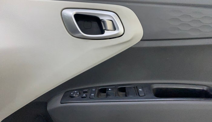 2023 Hyundai GRAND I10 NIOS SPORTZ 1.2 KAPPA VTVT, Petrol, Manual, 13,260 km, Driver Side Door Panels Control