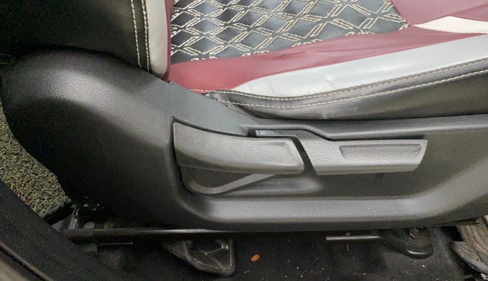 2022 KIA SELTOS HTK PLUS 1.5 IMT, Petrol, Manual, 94,252 km, Driver Side Adjustment Panel