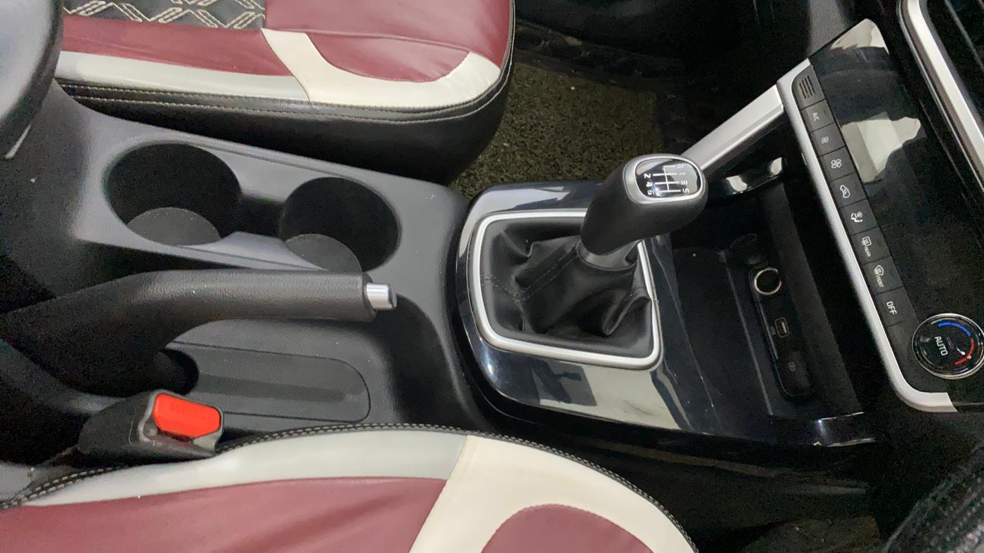 2022 KIA SELTOS HTK PLUS 1.5 IMT, Petrol, Manual, 94,252 km, Gear Lever