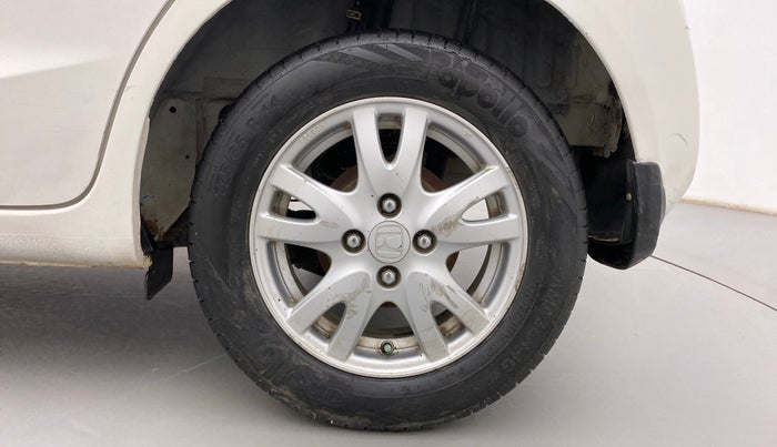 2014 Honda Brio VX AT, Petrol, Automatic, 46,029 km, Left Rear Wheel
