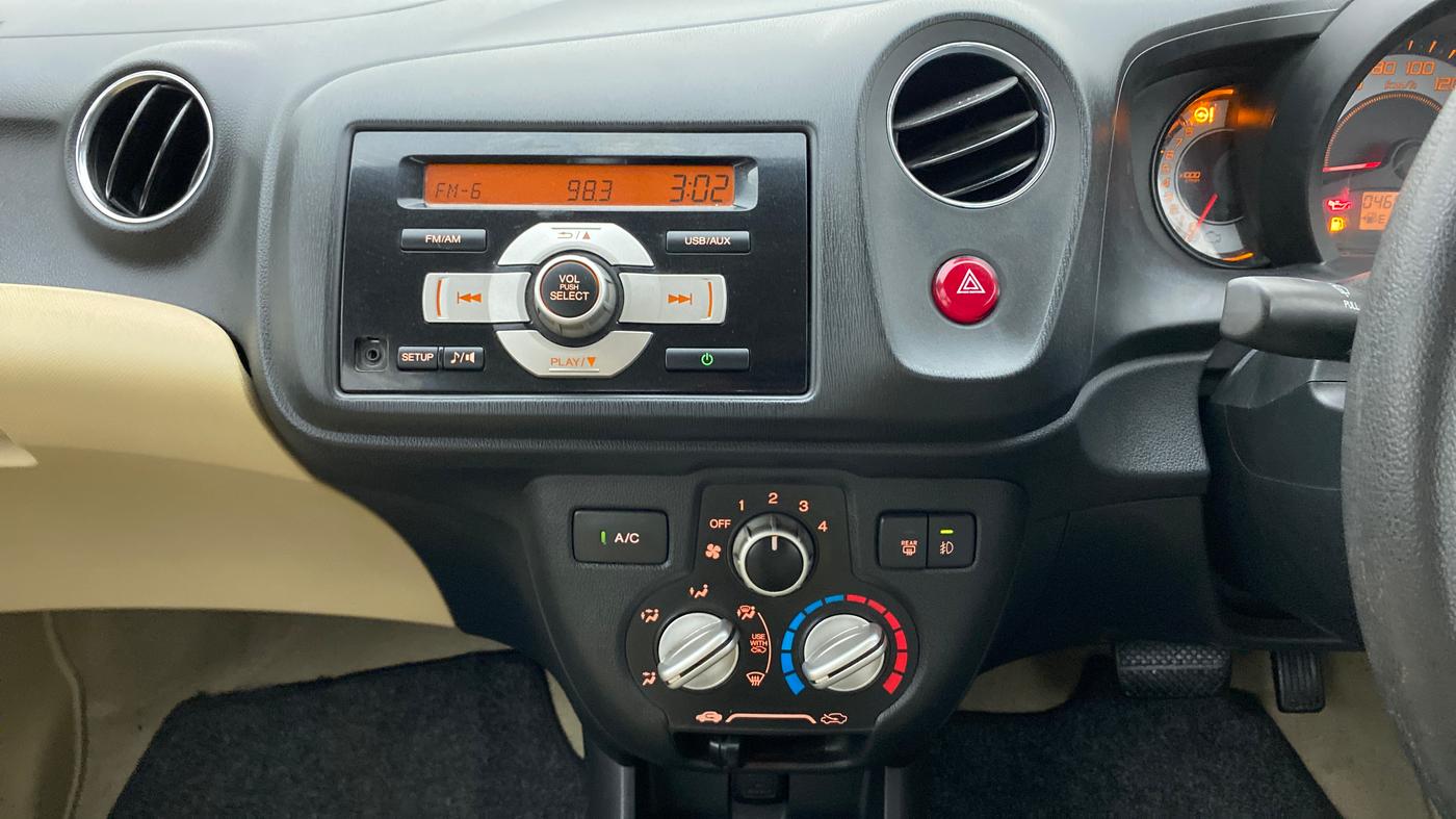 2014 Honda Brio VX AT, Petrol, Automatic, 46,029 km, Air Conditioner