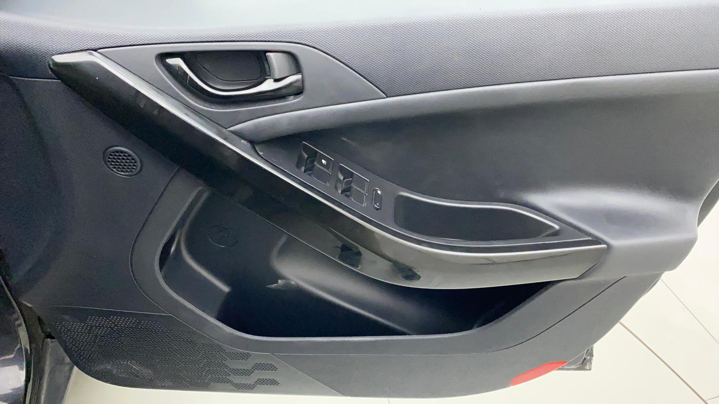 2022 Tata NEXON XZ PLUS (HS) PETROL DARK EDITION, Petrol, Manual, 7,184 km, Driver Side Door Panels Control
