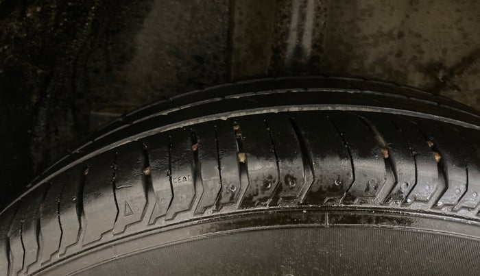 2024 Tata PUNCH ACCOMPLISHED AMT, Petrol, Automatic, 22,291 km, Right Rear Tyre Tread