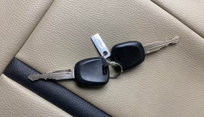 2014 Maruti Celerio VXI AMT, Petrol, Automatic, 32,992 km, Key Close Up