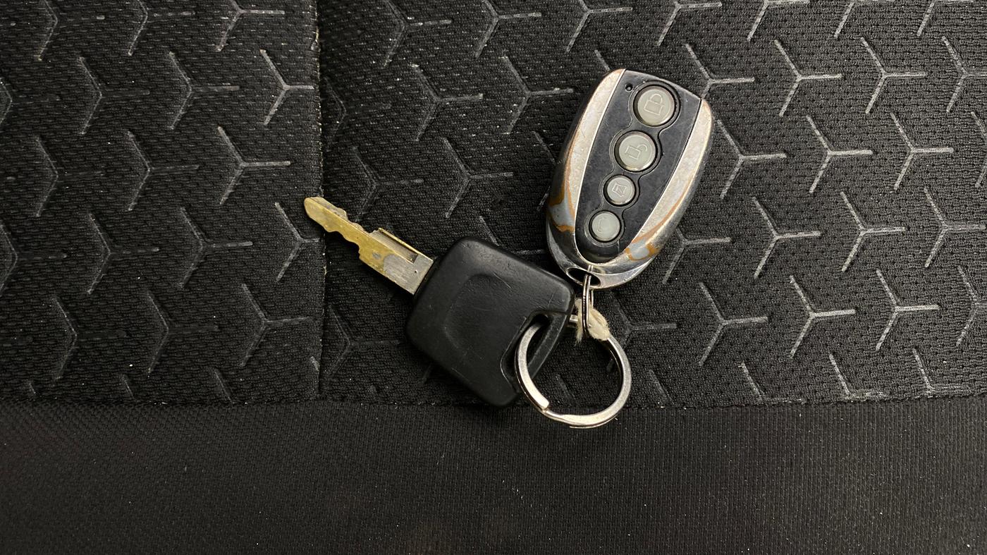 2021 Datsun Go A, Petrol, Manual, 77,229 km, Key Close Up