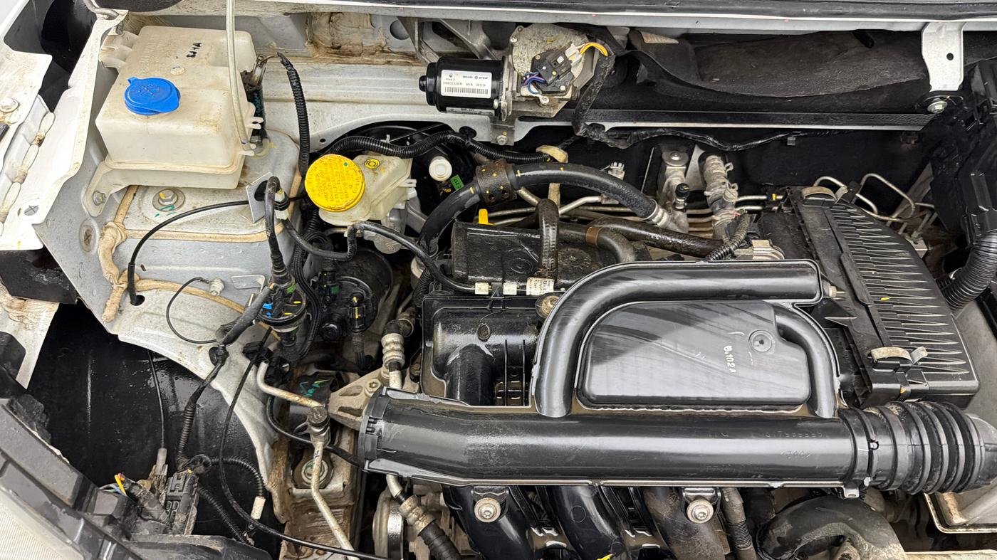 2024 Renault Kwid RXT 1.0, Petrol, Manual, 19,810 km, Engine View - Right
