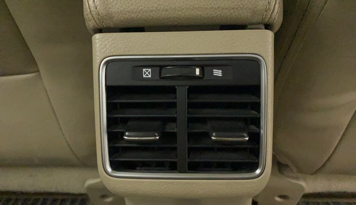 2017 Maruti Ciaz ALPHA  AT 1.4  PETROL, Petrol, Automatic, 85,691 km, Rear AC Vents