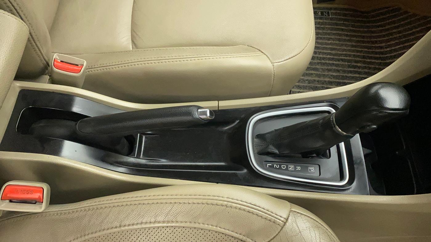 2017 Maruti Ciaz ALPHA  AT 1.4  PETROL, Petrol, Automatic, 85,691 km, Gear Lever