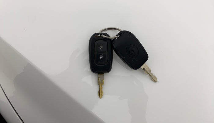 2018 Renault Kwid RXL, Petrol, Manual, 46,460 km, Key Close Up