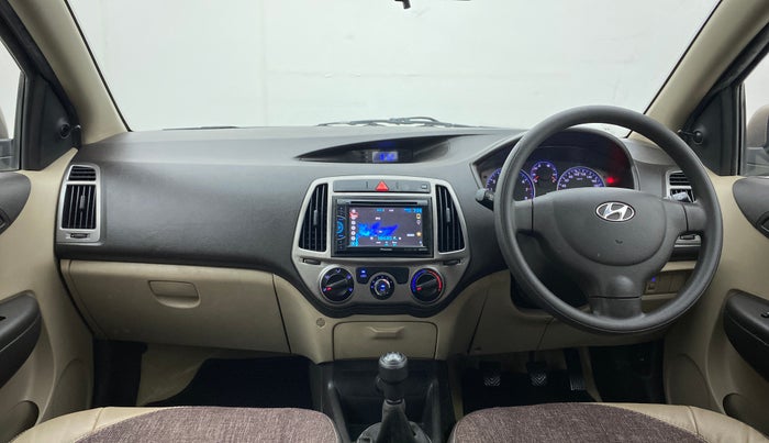 2013 Hyundai i20 MAGNA 1.2, Petrol, Manual, 56,608 km, Dashboard
