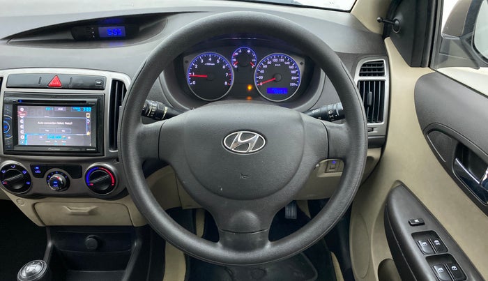 2013 Hyundai i20 MAGNA 1.2, Petrol, Manual, 56,608 km, Steering Wheel Close Up