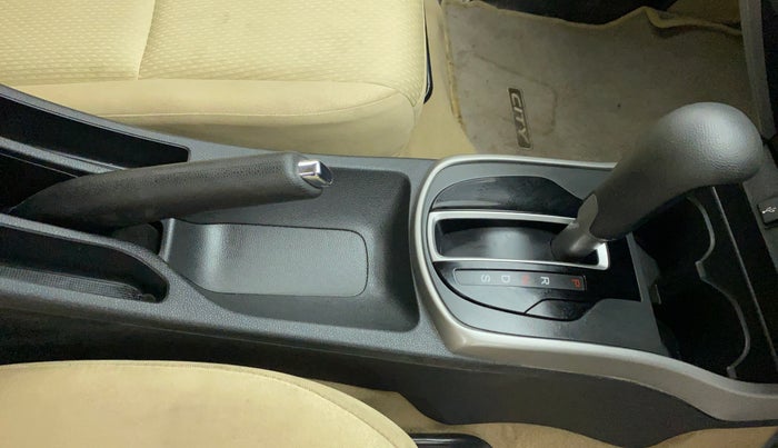 2019 Honda City V CVT, Petrol, Automatic, 34,221 km, Gear Lever