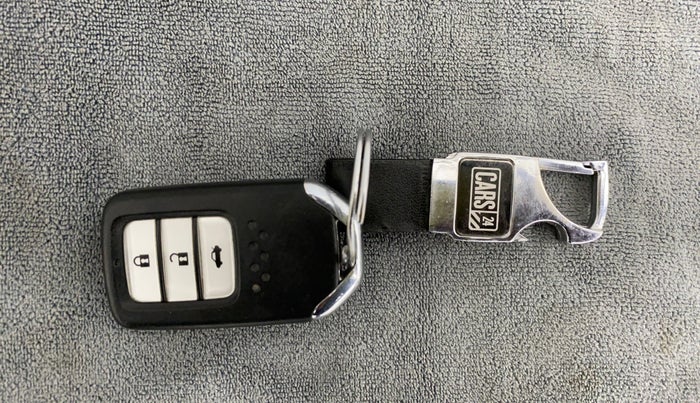 2019 Honda City V CVT, Petrol, Automatic, 34,221 km, Key Close Up