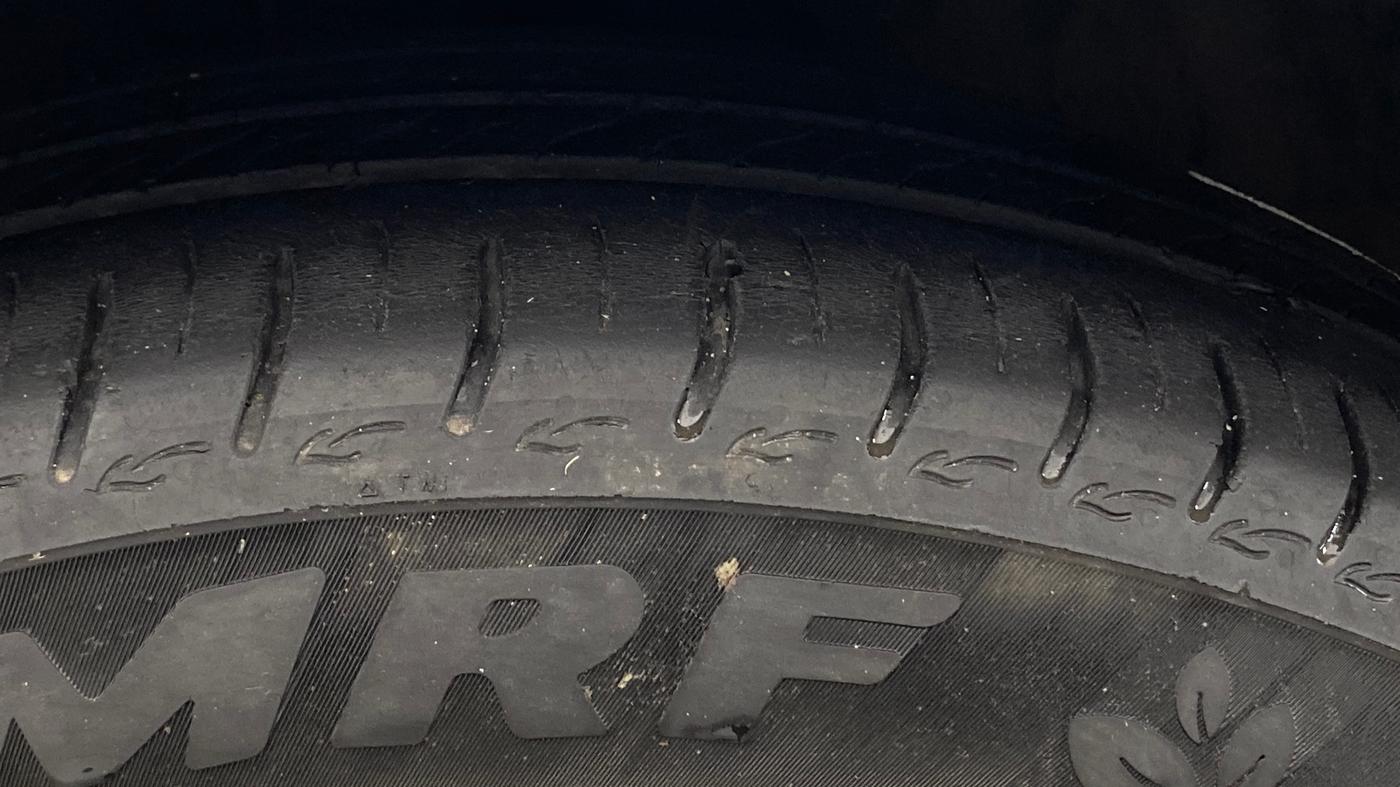 2021 Tata ALTROZ XT DIESEL, Diesel, Manual, 77,344 km, Right Front Tyre Tread