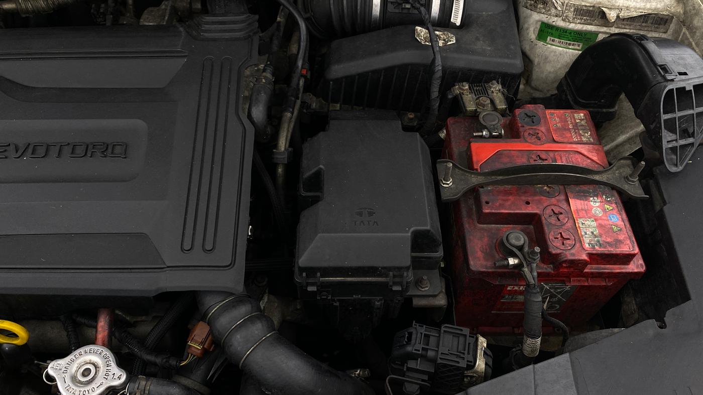 2021 Tata ALTROZ XT DIESEL, Diesel, Manual, 77,344 km, Engine View - Left