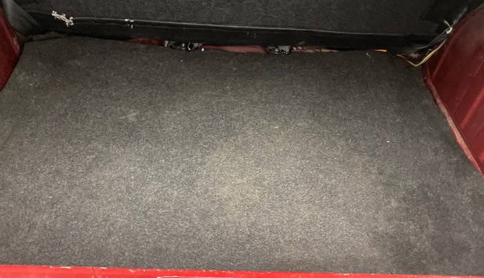 2017 Renault Kwid RXT 0.8, Petrol, Manual, 64,479 km, Boot Inside