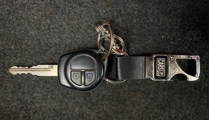 2014 Maruti Swift Dzire VXI, Petrol, Manual, 41,206 km, Key Close Up