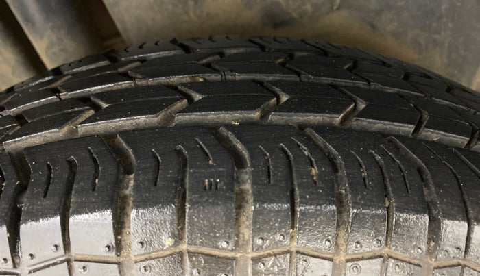 2014 Maruti Swift Dzire VXI, Petrol, Manual, 41,206 km, Right Rear Tyre Tread