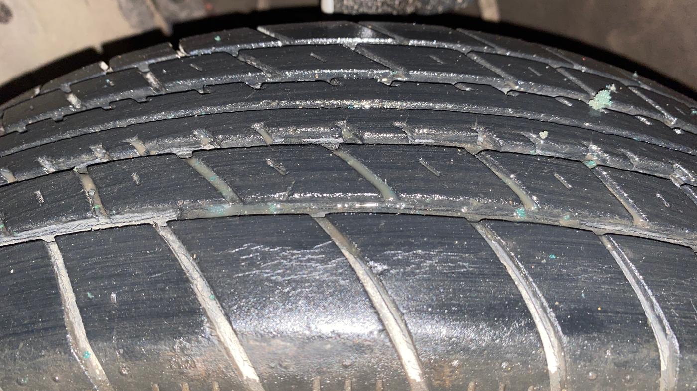 2017 Nissan Micra Active XV, Petrol, Manual, 15,060 km, Left Front Tyre Tread