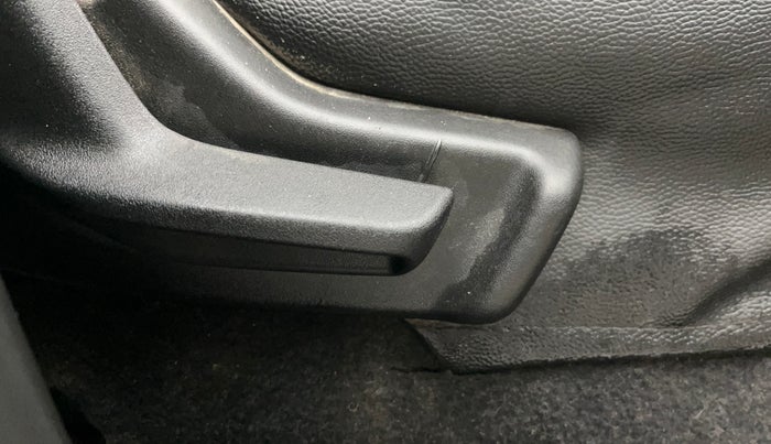 2022 Maruti IGNIS SIGMA 1.2, Petrol, Manual, 31,088 km, Driver Side Adjustment Panel