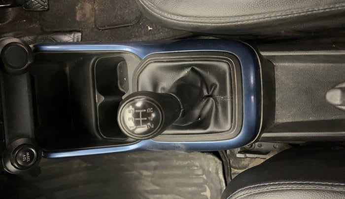 2022 Maruti IGNIS SIGMA 1.2, Petrol, Manual, 31,088 km, Gear Lever