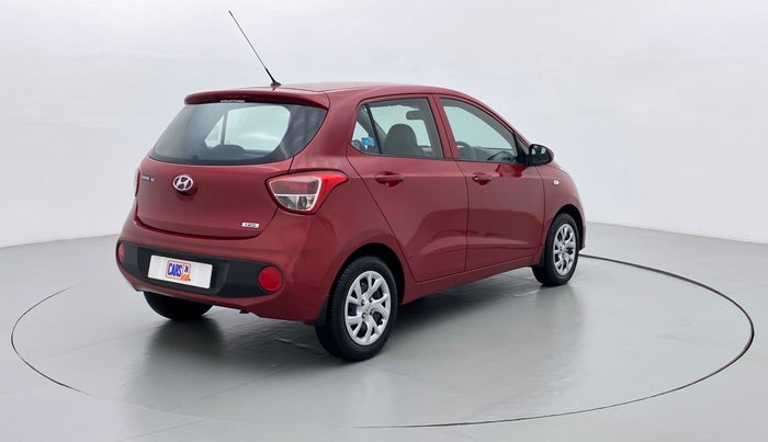 2017 Hyundai Grand i10 magna 1.2 crdi, Diesel, Manual, 58,454 km, Right Back Diagonal