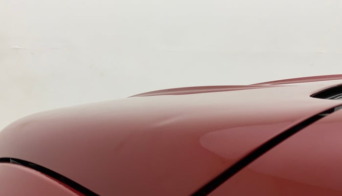 2015 Mahindra XUV500 W6, Diesel, Manual, 59,225 km, Bonnet (hood) - Slightly dented