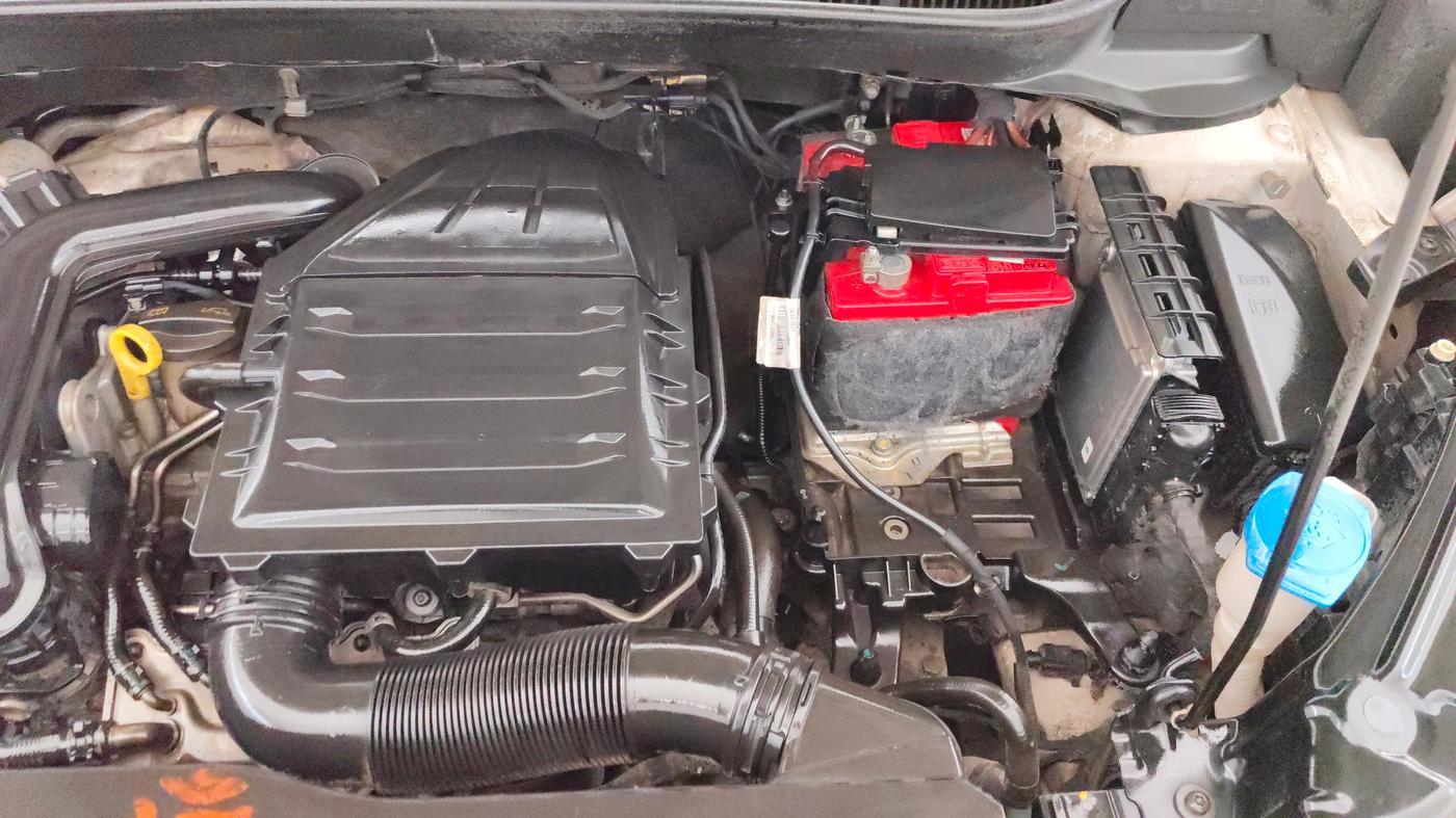 2021 Skoda KUSHAQ AMBITION 1.0L TSI AT, Petrol, Automatic, 1,12,663 km, Engine View - Left